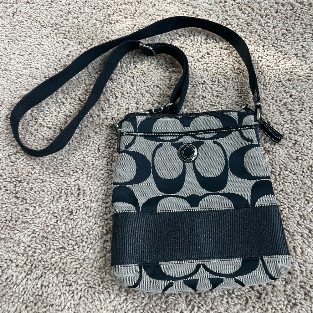 Coach black crossbody purse - Picture 2 of 4